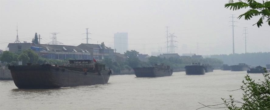 Schiffsverkehr auf dem Kaiserkanal in Changzhou 
