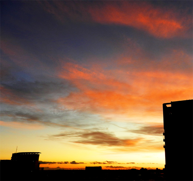 Sunset 13. Oktober 2011, 18:23 h - Kontrast deutlich erhöht ...!