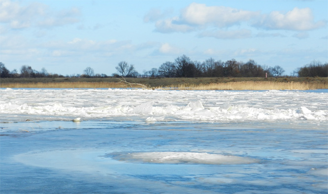 Lebus - Eisgang an der Oder am 20. Februar 2012