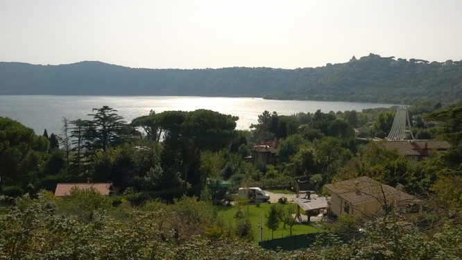 Castel Gandolfo - Erste Sicht auf den Lago di Albano