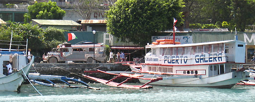 Puerto Galera, Pier
